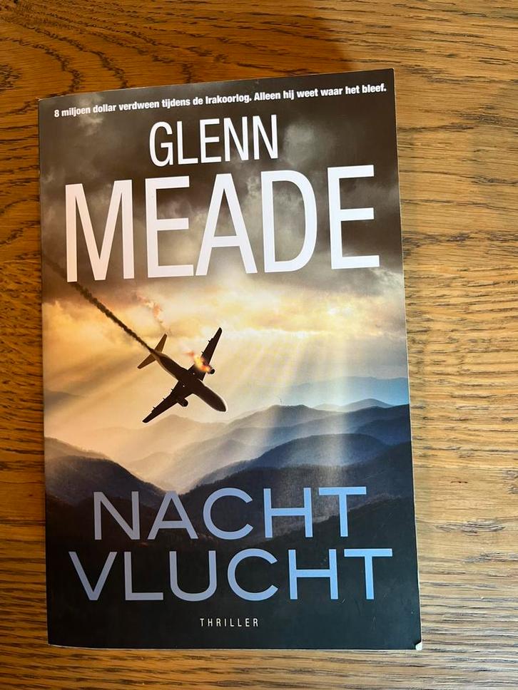 Nachtvlucht | Glenn Meade | Thriller, Boeken, Thrillers, Zo goed als nieuw, Nederland, Ophalen of Verzenden