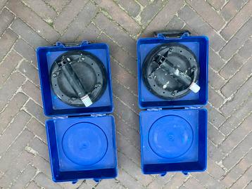 Zuignappen voor tegels/glas (2 stuks) beschikbaar voor biedingen