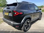 Dacia Duster 1.6 Hybrid 140 PK Journey / Keyless / Camera 36, Auto's, Dacia, Stof, Gebruikt, 4 cilinders, Zwart