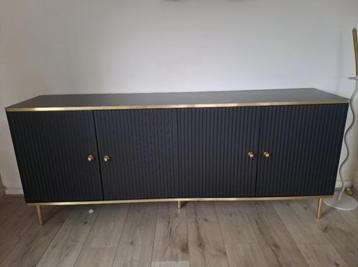 Dressoirkast 