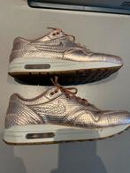 Nike Air Max 1 cut out bronze 44,5, Ophalen of Verzenden, Zo goed als nieuw