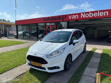 Ford Fiesta 1.6 ST1|NAVI|STOELVERW|RECARO|CAMERA beschikbaar voor biedingen