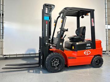 EP EFL252X elektrische heftruck li-ion triplomast sideshift