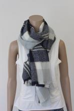 Blauw/roomwitte geruite sjaal, ., Maat 46/48 (XL) of groter, Ophalen of Verzenden, Zo goed als nieuw