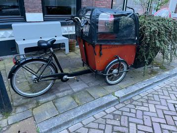 Bakfiets Babboe Big goedgekeurd met regenhuif beschikbaar voor biedingen
