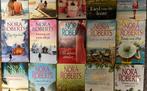 17 x Nora Roberts, 2 verhalen per boekje, Overige, Ophalen of Verzenden, Zo goed als nieuw