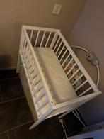Mooie witte wieg met extra dik matras, Ophalen, Zo goed als nieuw, Wieg