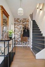 2 rollen apen behang - bruin tinten Ashfory & Sons Susette, Huis en Inrichting, Stoffering | Behang, Ophalen of Verzenden, Minder dan 10 m²