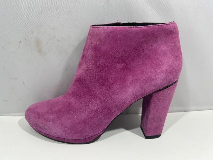 Geox Respira, maat 38 eigentijdse roze laarsjes van suède, Kleding | Dames, Schoenen, Nieuw, Lage of Enkellaarzen, Roze, Verzenden