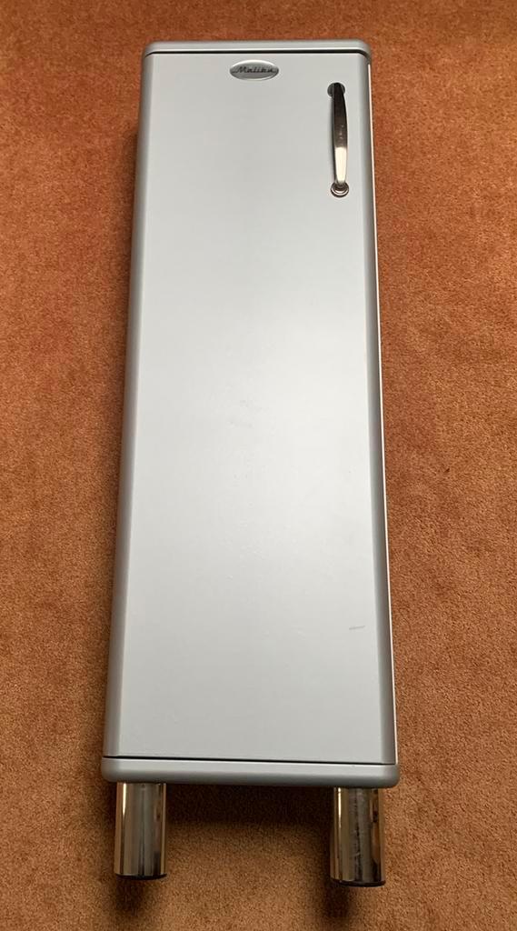 Smalle CD-opbergkast met 6 vakken voor ca 150 CDs, Huis en Inrichting, Kasten | Boekenkasten, Zo goed als nieuw, Minder dan 50 cm