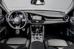 Alfa Romeo Giulia 2.0 T Veloce AWD Facelift CarPlay Leder 19, Auto's, Alfa Romeo, 4 cilinders, Leder, Bedrijf, Vierwielaandrijving