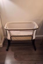 Co-sleeper beige + Aërosleep hoeslaken - Nieuwstaat, Kinderen en Baby's, Babywiegjes en Ledikanten, Ophalen of Verzenden, Zo goed als nieuw