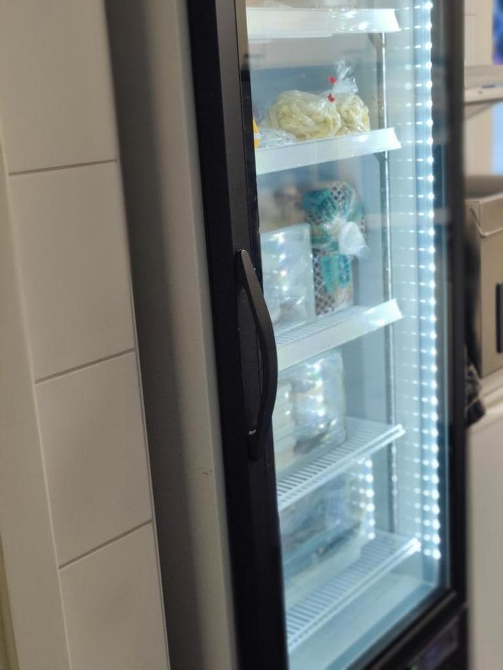 Nordcap vrieskast met glazen deur Nofrost, Witgoed en Apparatuur, Vriezers en Diepvrieskisten, Gebruikt, 160 cm of meer, Ophalen