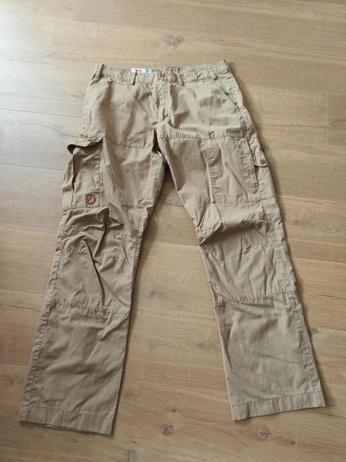 Fjallraven G1000 broek maat 52, Kleding | Heren, Broeken en Pantalons, Zo goed als nieuw, Maat 52/54 (L), Beige, Ophalen