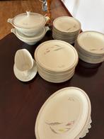 Vinted 24 delig eet servies, Huis en Inrichting, Keuken | Servies, Ophalen, Zo goed als nieuw, Overige stijlen, Porselein