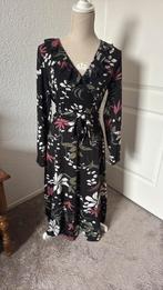 Jurk gevoerd maat S, Ophalen of Verzenden, Zo goed als nieuw, Onder de knie, K design