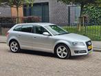 Audi A3 Sportback
1.6 TDI DSG Automaat S-tronic Euro5 Bj2011, Auto's, Audi, Euro 5, Stof, Zwart, 4 cilinders