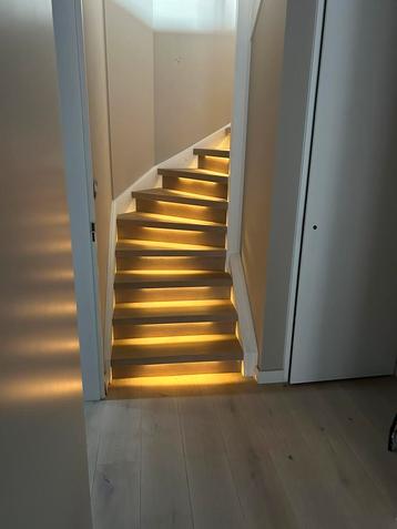 ZOMER ACTIE pvc trap renovatie inkl led verlichting beschikbaar voor biedingen