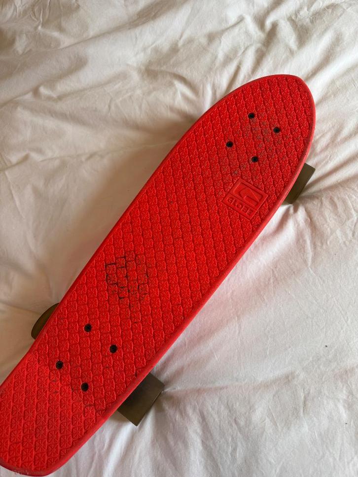 Globe Cruiser Skateboard – oranje – Compact & Soepel Rijdend, Sport en Fitness, Skateboarden, Gebruikt, Skateboard, Ophalen of Verzenden