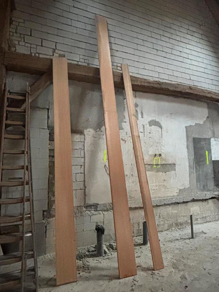 Western red cedar 2 planken, Doe-het-zelf en Verbouw, Hout en Planken, Nieuw, Plank, Overige houtsoorten, 300 cm of meer, Minder dan 25 mm