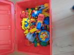 Kist vol met Duplo stenen en attributen, Ophalen, Zo goed als nieuw, Duplo