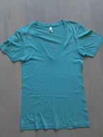 American Apparel lichtgroene Deep V-neck t-shirt maat XS, Ophalen of Verzenden, Zo goed als nieuw, American Apparel, Groen