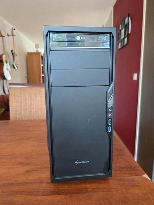 Krachtige desktop pc, Computers en Software, Desktop Pc's, Gebruikt, 3 tot 4 Ghz, SSD, Ophalen