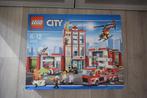 Lego City Brandweerkazerne 60110, Ophalen of Verzenden, Zo goed als nieuw, Complete set, Lego
