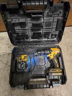 Dewalt DCD777 schroefboormachine 18V, Doe-het-zelf en Verbouw, Gereedschap | Boormachines, Ophalen of Verzenden, Gebruikt, Boor- en Schroefmachine