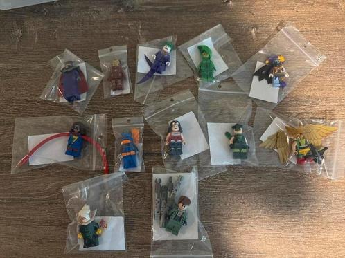 lego veel speciale minifiguren  ook los te koop, Kinderen en Baby's, Speelgoed | Duplo en Lego, Zo goed als nieuw, Ophalen of Verzenden