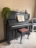 Een mooie piano 110.00, Gebruikt, Zwart, Ophalen of Verzenden, Piano