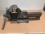 Heuer 150 bankschroef, Doe-het-zelf en Verbouw, Werkbanken, Ophalen of Verzenden, Gebruikt, 120 tot 170 cm, Bankschroef