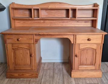 Houten bureau in 3 delen - Ophalen beschikbaar voor biedingen