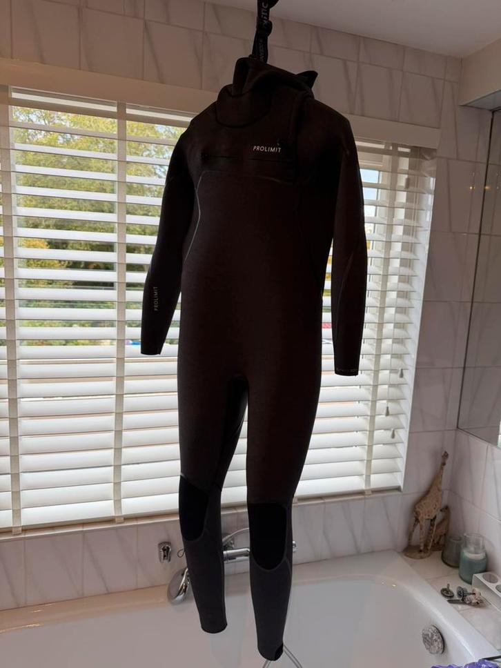 Prolimit Mercury TR 6/4 hooded frontzip maat 56 (XXL), Watersport en Boten, Watersportkleding, Zo goed als nieuw, Wetsuit, Ophalen of Verzenden