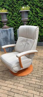 Crème leder Prominent sta op fauteuil Duurste uitvoering, Huis en Inrichting, Fauteuils, Ophalen, Zo goed als nieuw, Hout