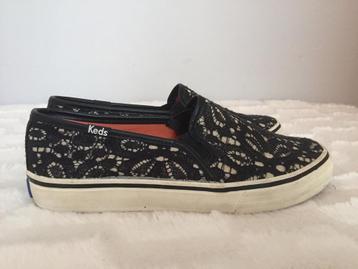 Keds zwart met creme kanten print instappers maat 37 beschikbaar voor biedingen