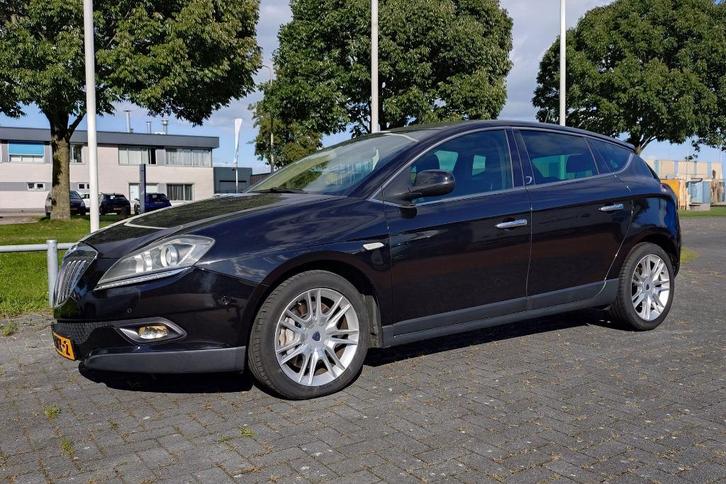 Lancia Delta 1.8 DI Turbojet AUT 200 PK ORO Clima/NAV/Cruise, Auto's, Lancia, Particulier, Delta, ABS, Airbags, Airconditioning