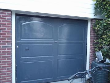 Garagedeur beschikbaar voor biedingen