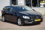 Volvo V60 1.6 D2 Kinetic NAVI TREKHAAK, Euro 5, Gebruikt, 4 cilinders, Zwart