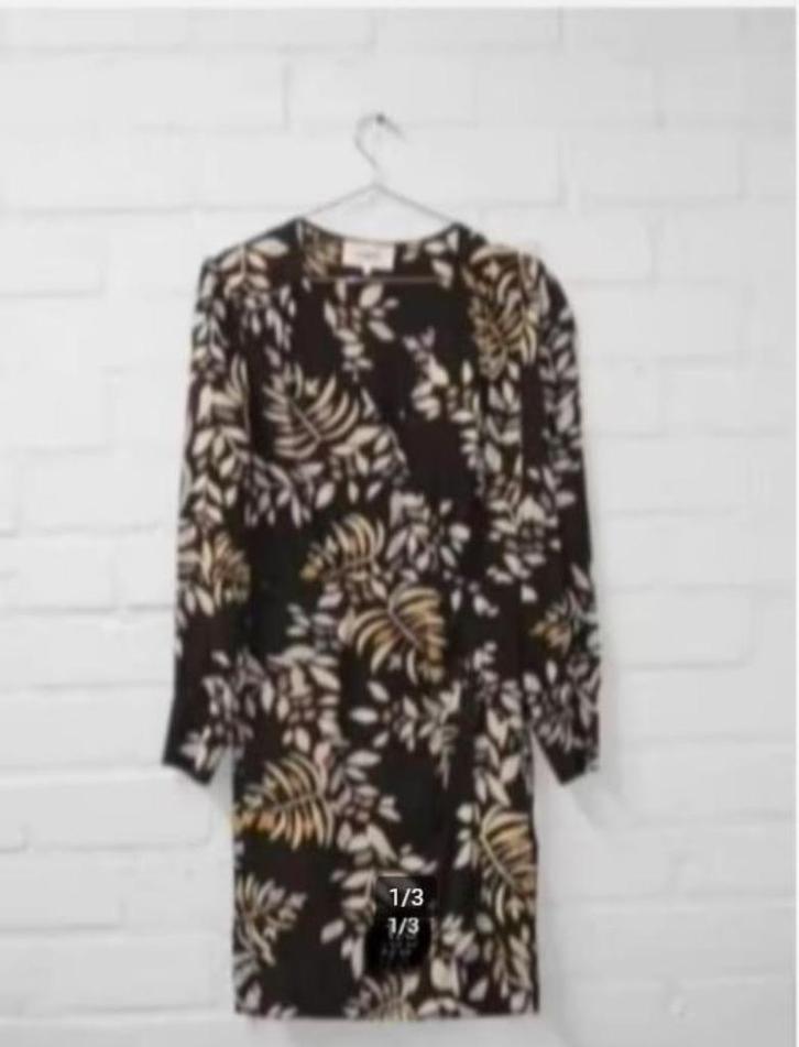 BA&SH - Prachtige Jurk maat 0/34 - Nieuw €220 - BASH, Kleding | Dames, Jurken, Nieuw, Maat 34 (XS) of kleiner, Zwart, Boven de knie