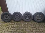 Winterbanden 185/65 R15 op stalen velg - Renault Clio, Auto-onderdelen, Banden en Velgen, Ophalen, 15 inch, Banden en Velgen, 185 mm