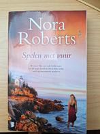 Nora Roberts , Spelen met vuur, Boeken, Verzenden, Zo goed als nieuw
