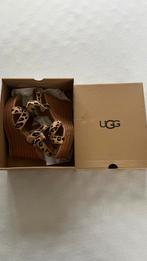 Ugg jazmine sandals, hakken in maat 40, UGG, Bruin, Zo goed als nieuw, Sandalen of Muiltjes