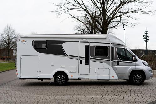 Carado T448 pro+ 2022 fiat 2.2 multijet 42000km, Caravans en Kamperen, Campers, Particulier, Half-integraal, tot en met 4, Carado