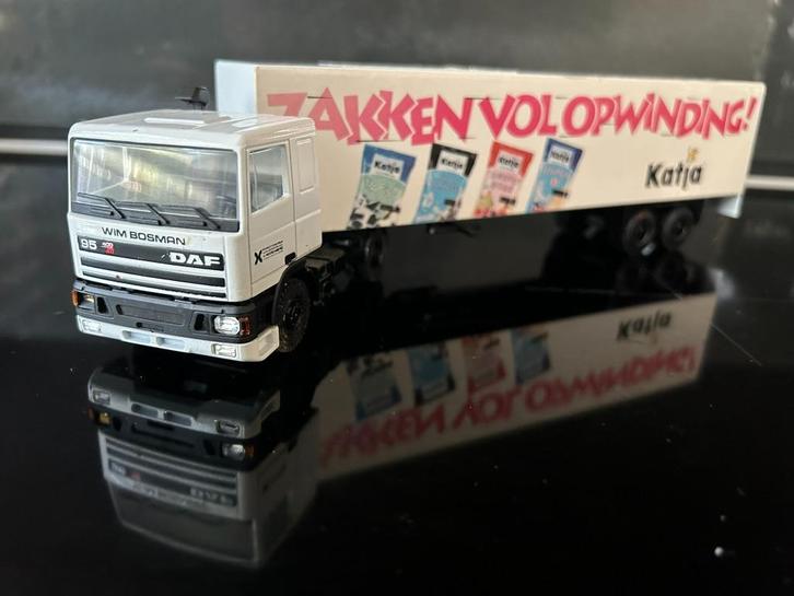 Lion, Daf 95 Wim Bosman met 2 asser Katja drop, Hobby en Vrije tijd, Modelauto's | 1:50, Zo goed als nieuw, Bus of Vrachtwagen