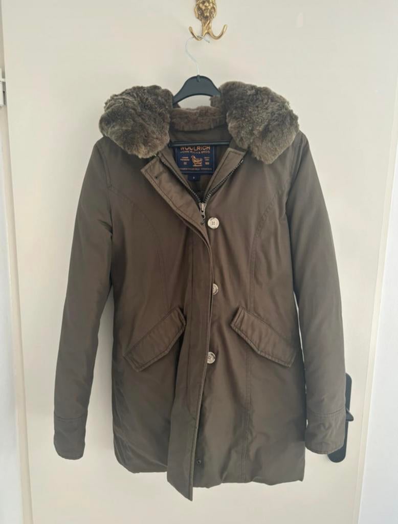 Dames winterjas groen Woolrich maat S, Kleding | Dames, Jassen | Winter, Ophalen of Verzenden, Zo goed als nieuw, Groen