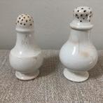 Twee antieke beboterde strooiers, Ophalen of Verzenden