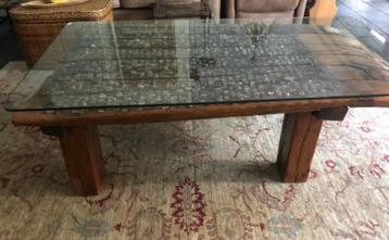 Unieke salontafel, olijfhout, handgemaakt beschikbaar voor biedingen