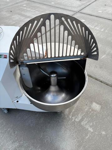 Deegmachine - Vorktype - Bakkerij beschikbaar voor biedingen