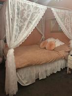 Wit hemelbed, Huis en Inrichting, Wit, Tweepersoons, Ophalen of Verzenden, Metaal